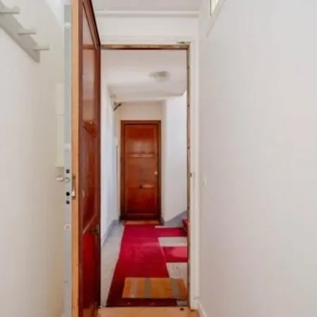 Dominique Elegance * Paříž